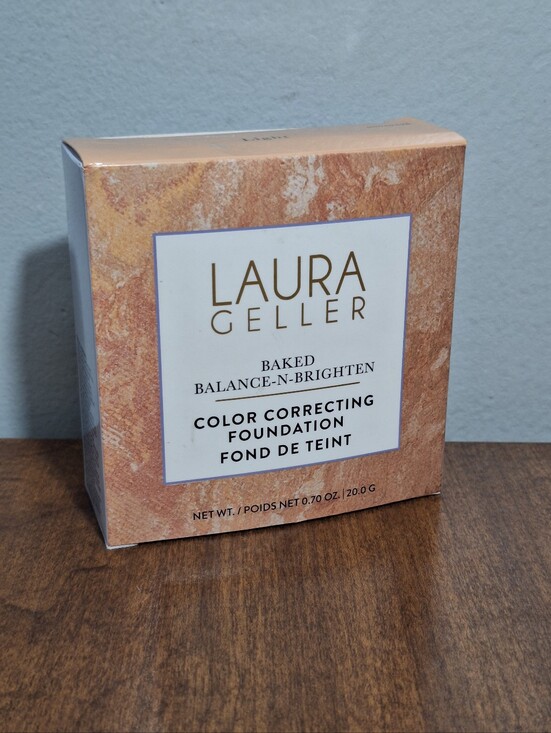 Laura Geller Other - Laura Geller Baked Balance-N-Brighten Color Correct Foundation 0.70 Oz LIGHT